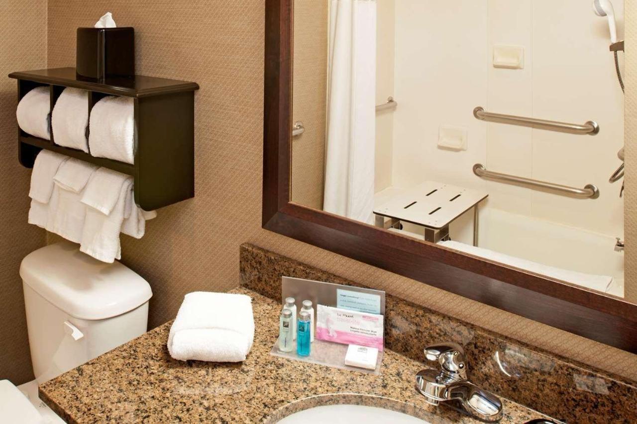 Surestay Plus Hotel By Best Western Stevensville St Joseph Exteriör bild