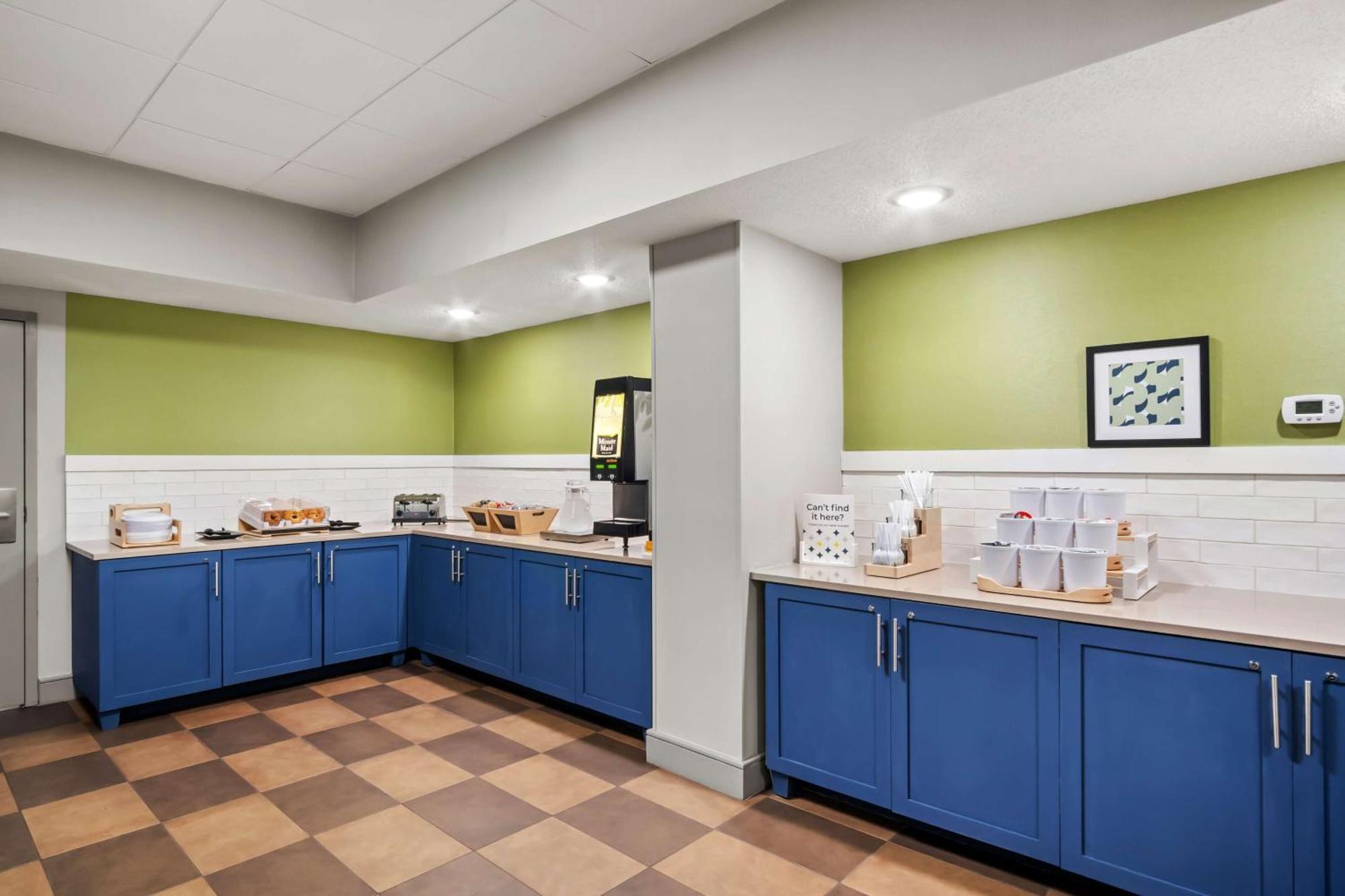 Surestay Plus Hotel By Best Western Stevensville St Joseph Exteriör bild