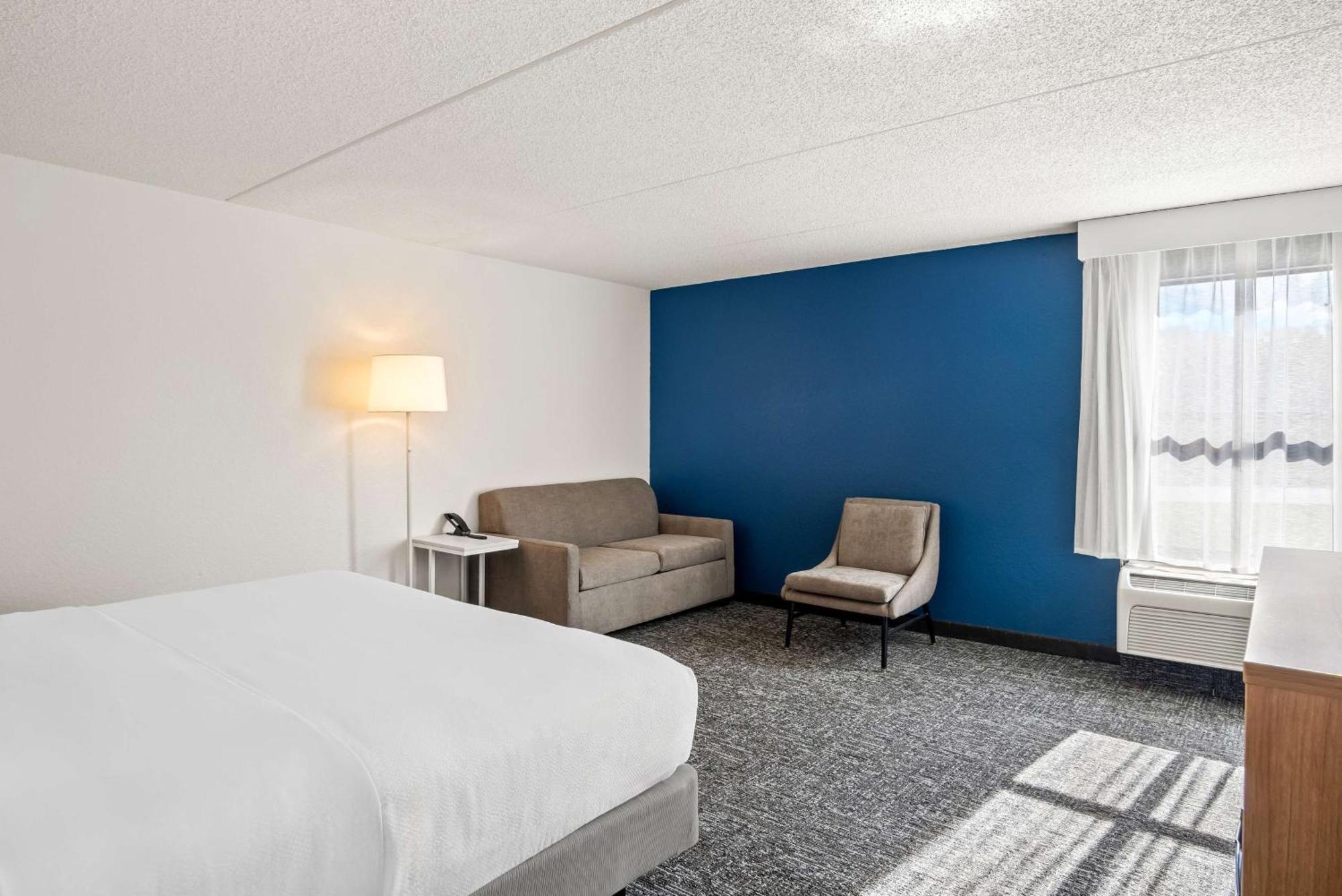 Surestay Plus Hotel By Best Western Stevensville St Joseph Exteriör bild