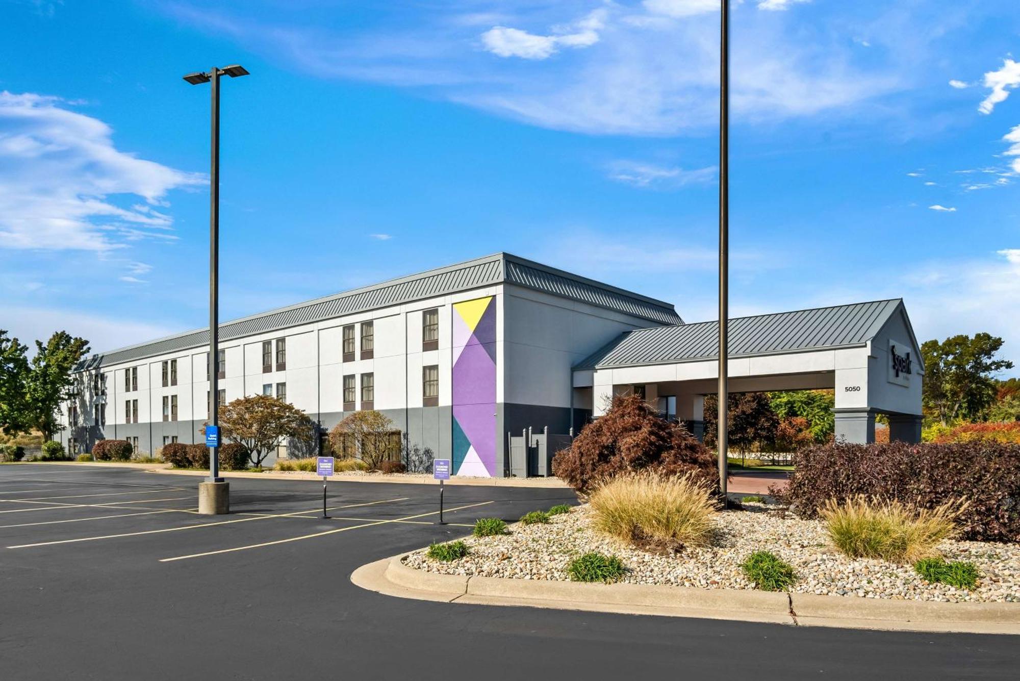 Surestay Plus Hotel By Best Western Stevensville St Joseph Exteriör bild