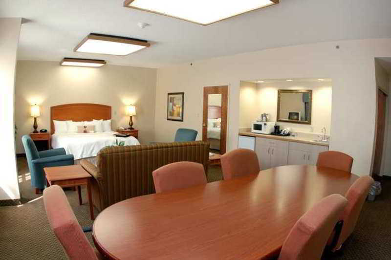Surestay Plus Hotel By Best Western Stevensville St Joseph Rum bild